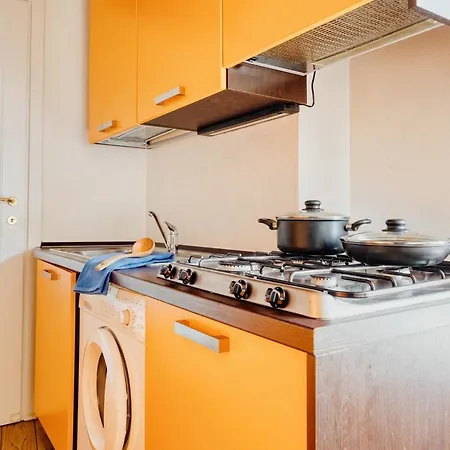 Easylife - - Cinque Giornate 46 - Di Como