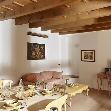 Easylife - Como - Cinque Giornate 46 - Lago Di Como