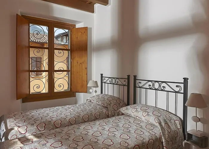 Easylife - Como - Cinque Giornate 46 - Lago Di Como *