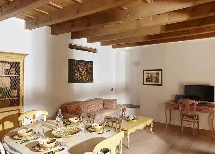 Easylife - Como - Cinque Giornate 46 - Lago Di Como